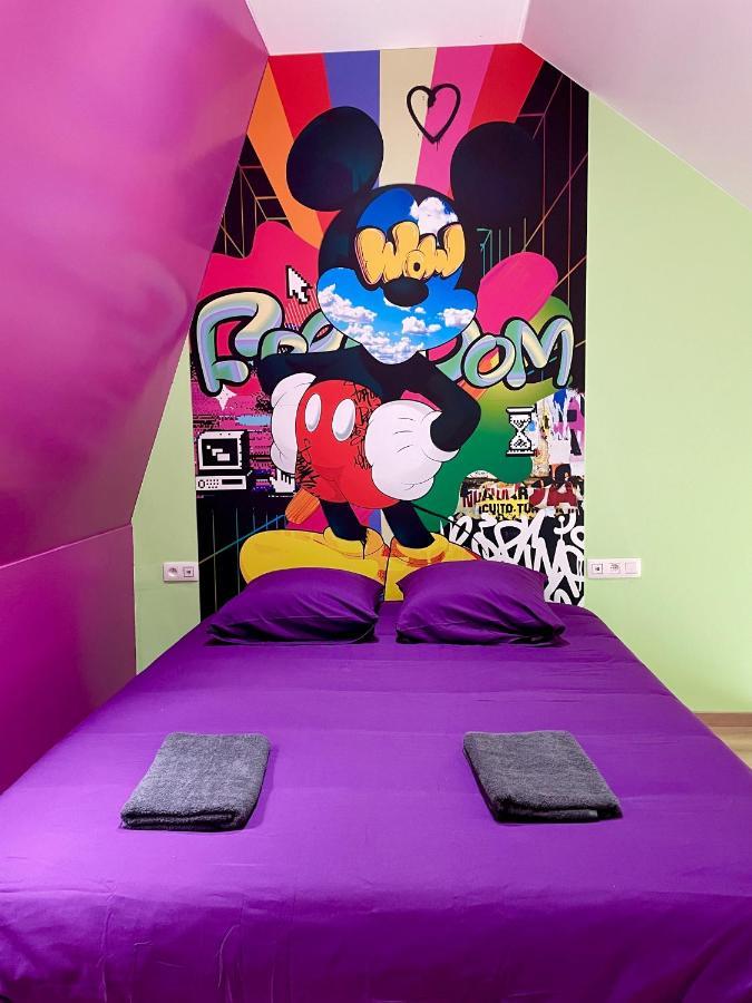 Capsule Forever Young - Jacuzzi - Sauna - Billard - Arcade De Jeux - Netflix & Home Cinema - Ping Pong Hastiere-par-dela Exterior foto